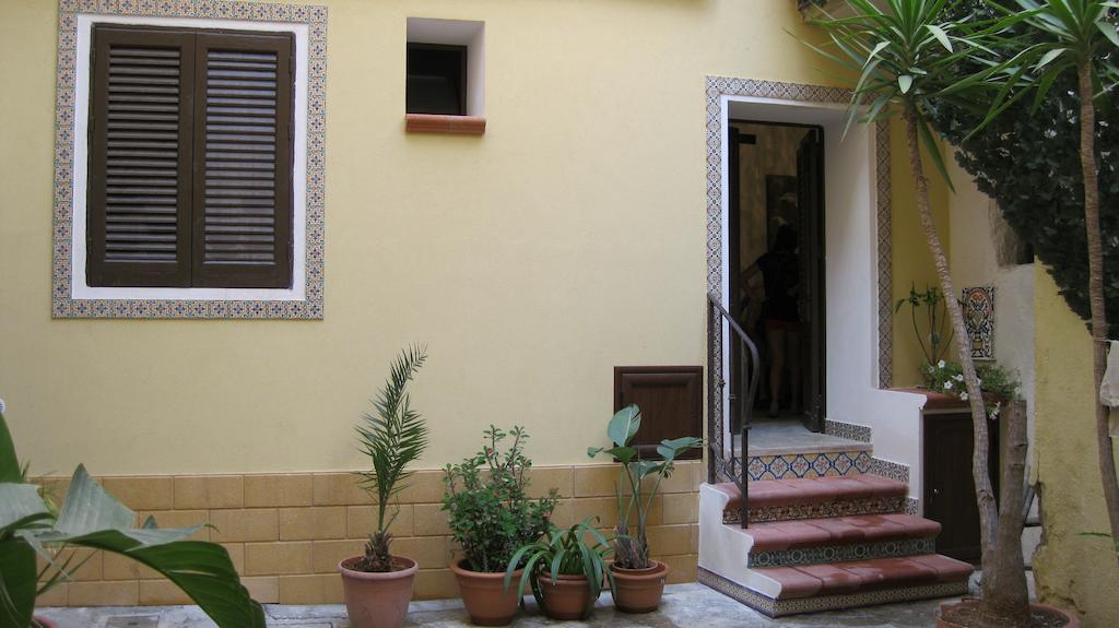 Cous Cous Apartments Mazara del Vallo Exterior photo